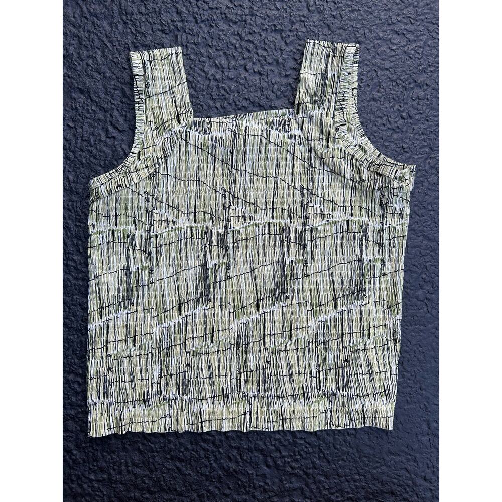 Women’s medium pleat pleat by Rafael green, black white pleated dressy tank top